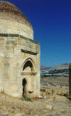 Azerbaijan - Eddi Gyumbez - Samaxi Rayonu: Shirvan Khans tombs - dome - photo by G.Frysinger