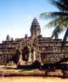 Angkor, Cambodia / Cambodge: Bakong - Roluos group - photo by Miguel Torres