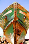 Palmeira, Sal island / Ilha do Sal - Cape Verde / Cabo Verde: prow of old fishing boat 'Heroi' in the harbour - photo by E.Petitalot