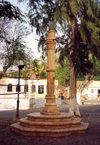 Cabo Verde - Cape Verde - Santiago Island / Ilha de Santiago - Cidade Velha: XVI century pillory in the old Portuguese city - UNESCO World Heritage site - Pelourinho do sculo XVI - patrimnio da humanidade - photo by M.Torres