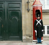 Denmark - Copenhagen / Kbenhavn / CPH: guard at the Slot - photo by G.Friedman