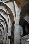 Santo Domingo, Dominican Republic: Catedral Primada de America - pillar in the nave - Holy Metropolitan Cathedral Basilica of our Lady Holy Mary of the Incarnation - Catedral Santa Maria La Menor - Ciudad Colonial - UNESCO World Heritage site - photo by M.Torres