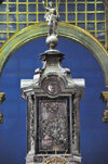 San Salvador, El Salvador, Central America: Metropolitan Cathedral - altar detail in one of the side chapels - photo by M.Torres