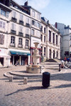 Basque Country / Pais Vasco / Euskadi - Bayonne: fountain - photo by M.Torres