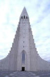 Reykjavik: Hallgrmskirkja (photo by W.Schipper)