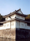 Japan - Kyoto - Honshu island: Nijo Castle - tower and moat - historic Monuments of Ancient Kyoto - Unesco world heritage site - former imperial capital of Japan - photo by M.Torres