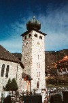 Liechtenstein - Triesenberg: onion roof - St. Joseph's Parish Church - Pfarrkirche St. Josef mit ihrem augenflligen Zwiebelturm (photo by M.Torres)