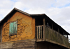 Andasibe, Alaotra-Mangoro, Toamasina Province, Madagascar: old house with walls of mud and wood - photo by M.Torres