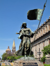 17  Mexico - Jalisco state - guadalajara - statue of dona beatriz de hernandez - photo by G.Frysinger