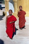 Nyaungshwe: novice monks (photo by J.Kaman)