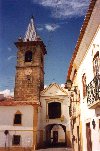 Fronteira - Portugal: clock tower and passage - torre do relgio - photo by M.Durruti