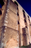 Elvas: aqueduto da Amoreira / the old aqueduct - photo by M.Durruti