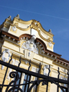 Romania - Timisoara: detail of the National Bank of Romania faade - photo by *ve