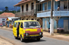 Guadalupe, Lobata district, So Tom and Prncipe / STP: wooden houses and battered Toyota shared taxi / casas de madeira e velho taxi Toyota - photo by M.Torres