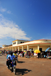 So Tom, So Tom and Prncipe / STP: motorbike passing by the Municipal Market / motorizada junto ao Mercado Municipal - Avenida Conceio - photo by M.Torres