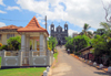 Galle, Southern Province, Sri Lanka: climbing to St. Mary's catholic cathedral - photo by M.Torres