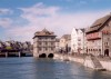 Switzerland - Zurich / Zurigo / ZRH : promenade on the Limmat -  Limmat Quay, the Rathaus and the Rathaus-Brucke (photo by M.Torres)