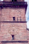 Switzerland / Suisse / Schweiz / Svizzera - Basel / Basle / Bale: time - mechanical and natural - at the Cathedral (photo by Miguel Torres)