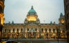 Ulster - Northern Ireland - Belfast: City Hall and Donegall square from Linenhall Street (photo by M.Torres)