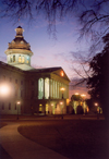 Columbia, USA: State Capitol at night - photo by M.Torres