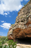 Living Desert State Park, New Mexico, USA: Chihuahuan desert - Indian Rock Shelter - north-facing cave providing a shady spot on hot days - photo by M.Torres