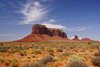 Monument Valley / Ts Bii' Ndzisgaii, Utah, USA: Sentinel mesa - Navajo Nation Reservation - photo by A.Ferrari